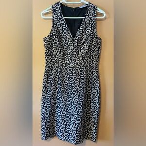 Marc New York Andrew Marc black and tan lace sleeveless V-neck sheath dress